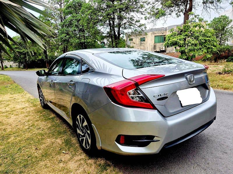 Honda Civic Oriel 2018 UG 6