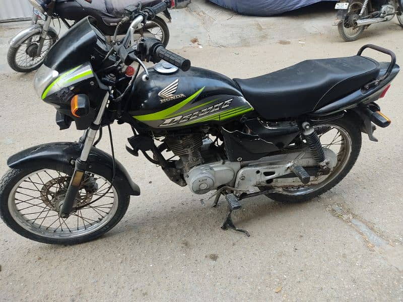 Honda 125 Deluxe 2016 0