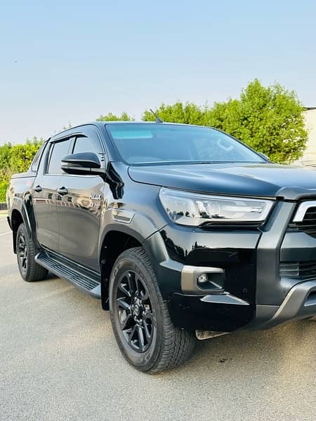 Toyota Hilux revo rocco 2022 3