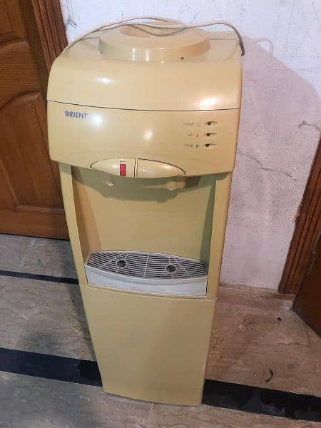 Orient Water Dispenser 1