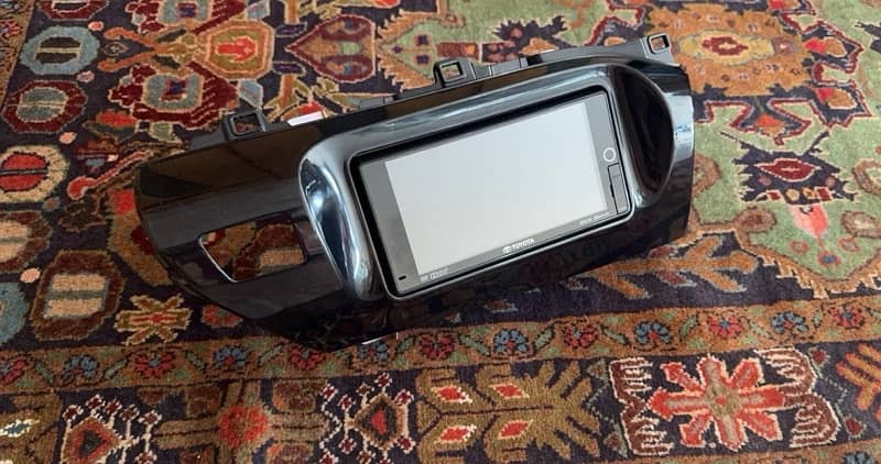 Hilux Revo Multimedia Screen 1