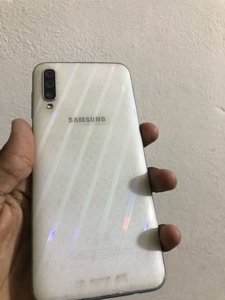 Samsung A50 4/128 with box and charger pta official approved 1