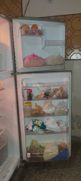 Haier refrigerator model no HRf 833 fk 2