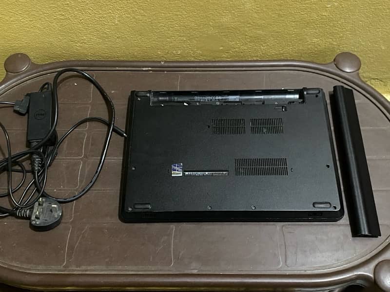 Dell i7 7th Generation vostro 14-3468 laptop for only sale 3