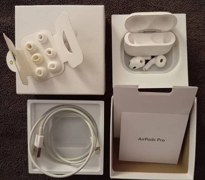 AirPods Pro (2nd Generation with Megasafe Charging Case) 10