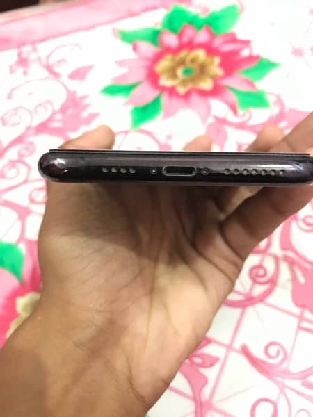 iPhone 11 Pro Max condition 10/10 64 GB Non PTA 2