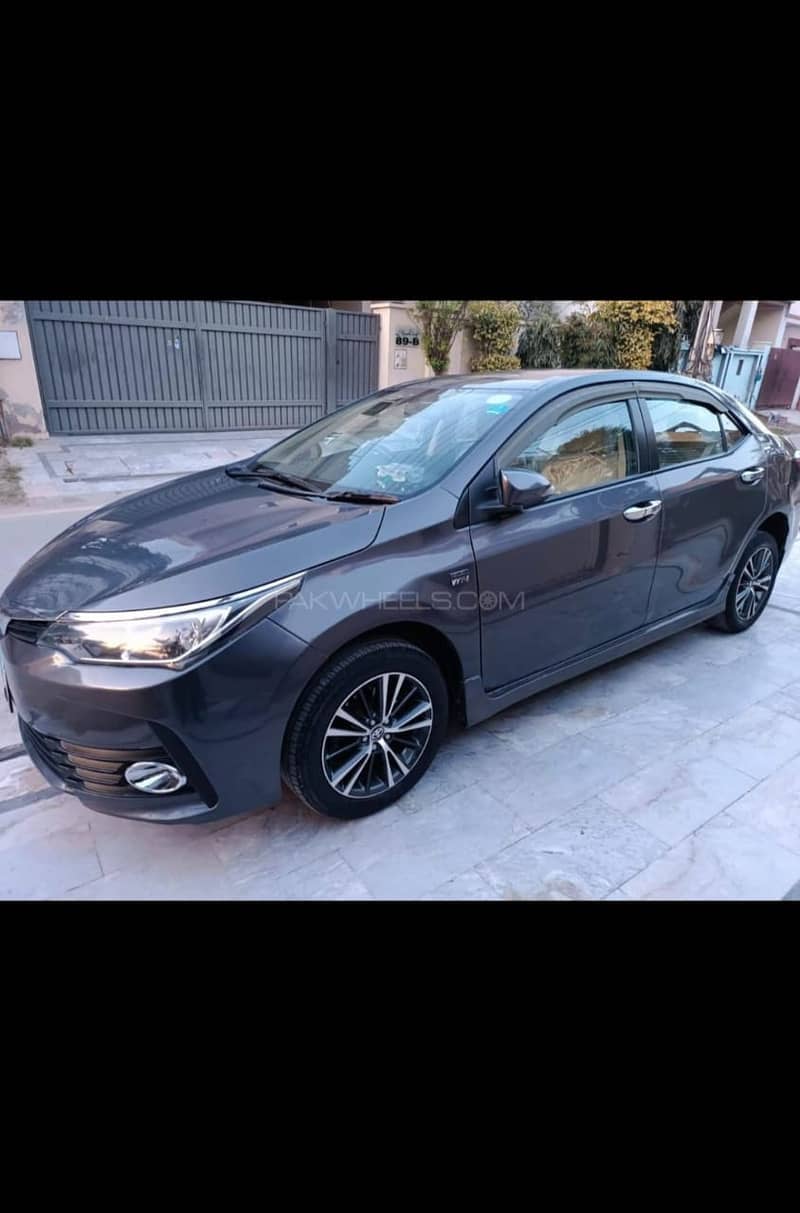 Toyota Corolla Altis Automatic 1.6 2018 4