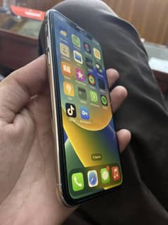 I phone xs non sim working