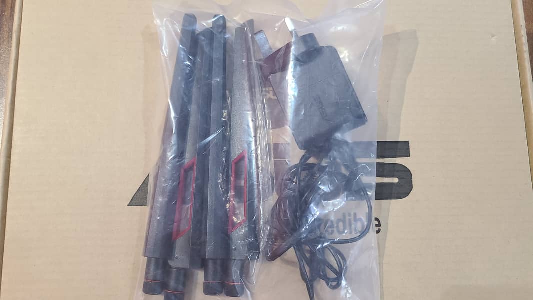 ASUS RT-AC3100 Dual-Band 4-Port Gigabit Gaming Router (With Box) 16