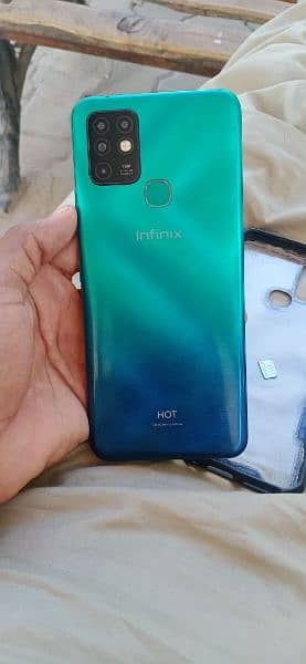 Infinix hot 10 wa03256353779 7