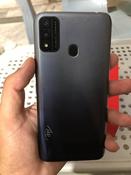 itel 2+1/32 with complete box 10/10 condition 2