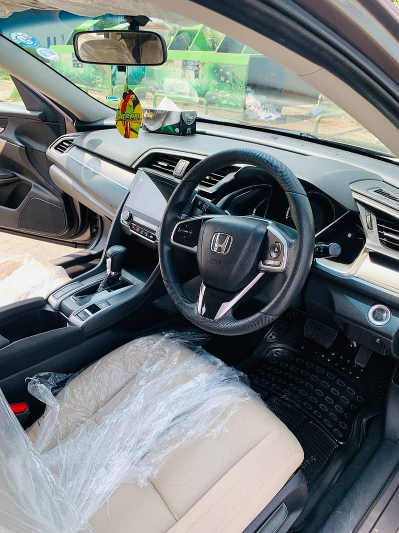 Honda Civic Oriel 1.8 i-VTEC CVT 2019 8