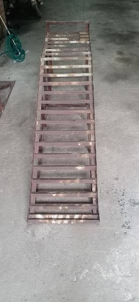 car stand 90 ench lambai 20 ench 1