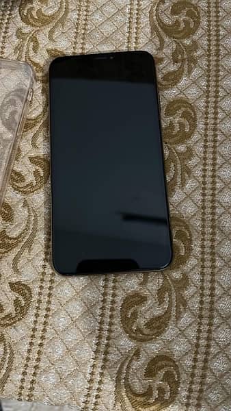 Iphone xs max 256GB Non PTA Factory unlock Golden colour LLA model 2