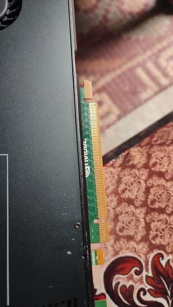 Nvidia Quadro 4000 Graphic Card 2Gb - 256bit working condition 2