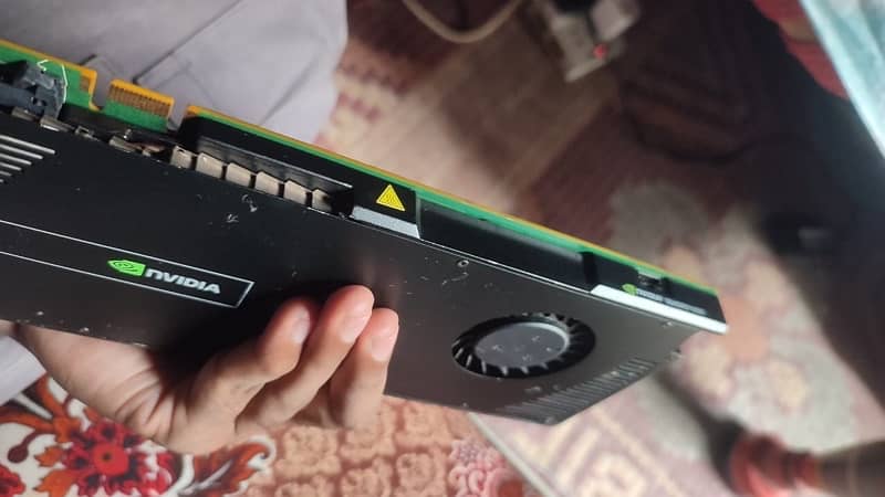 Nvidia Quadro 4000 Graphic Card 2Gb - 256bit working condition 3