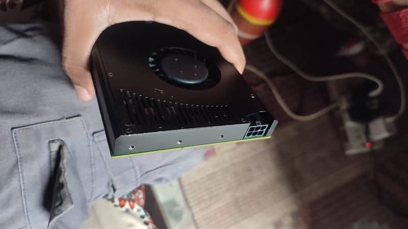 Nvidia Quadro 4000 Graphic Card 2Gb - 256bit working condition 4