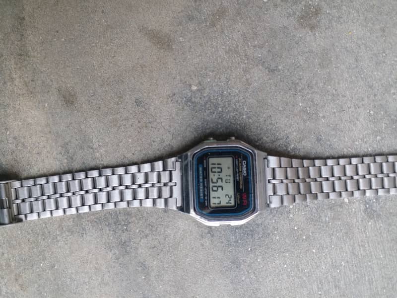 Casio original watch for sale 1