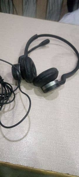 jabar and poly headphone 8