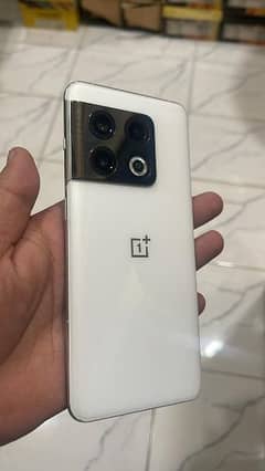 One plus 10 pro in lush condition 0