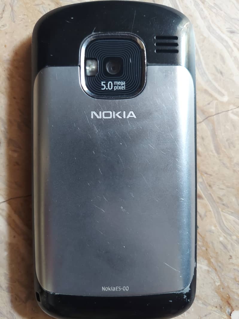 Nokia E5 Symbian 3G 3