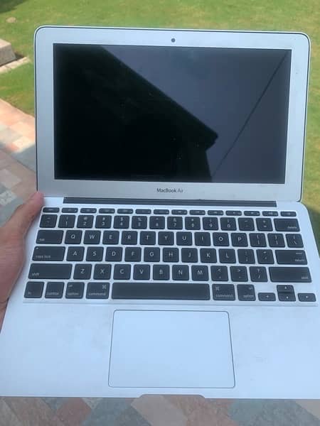 MacBook Air 2013 Late (2014) 7