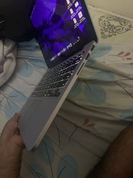 MacBook pro early 2015 2