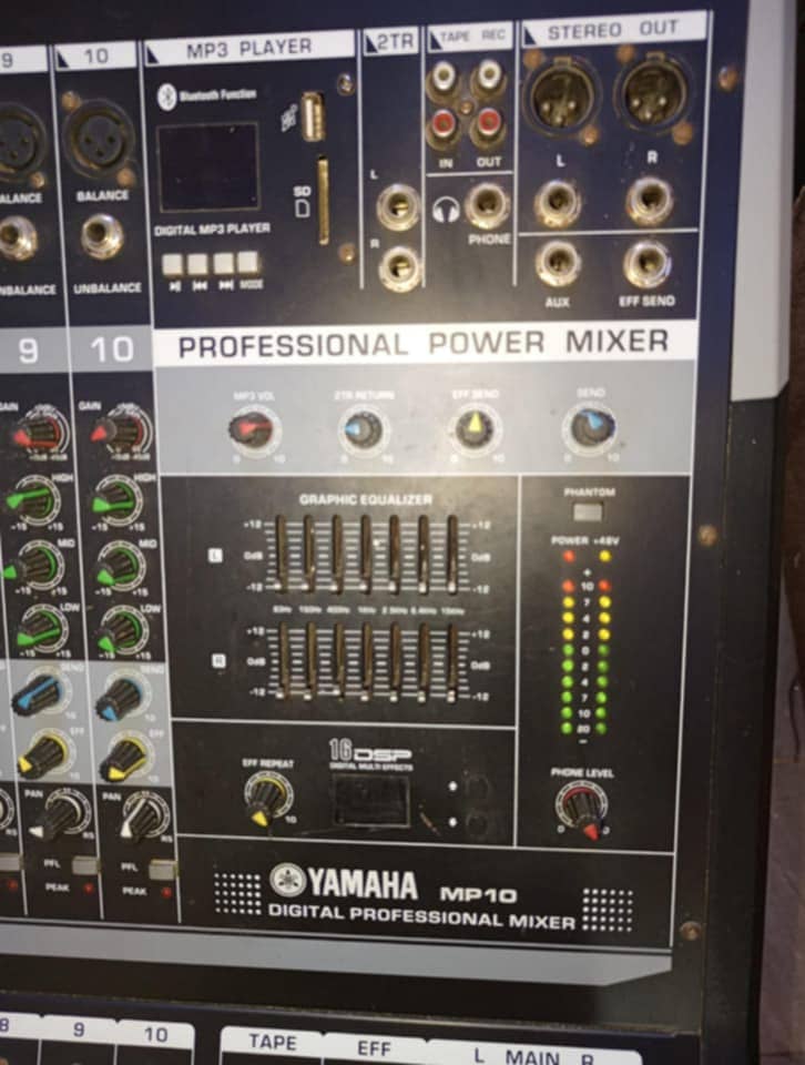 Yahama original 10 channel mixer eco relay delay feedback option USB 3