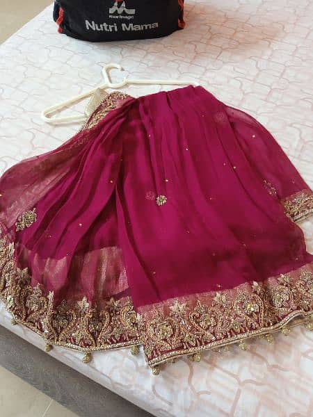 Velvet bridal dress for sale in good condition. 2