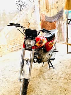 cont 03141806435honda 125 new condition  all documents  completed 0