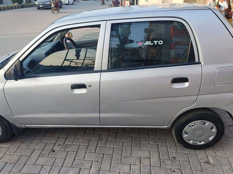 Suzuki Alto 2011 6