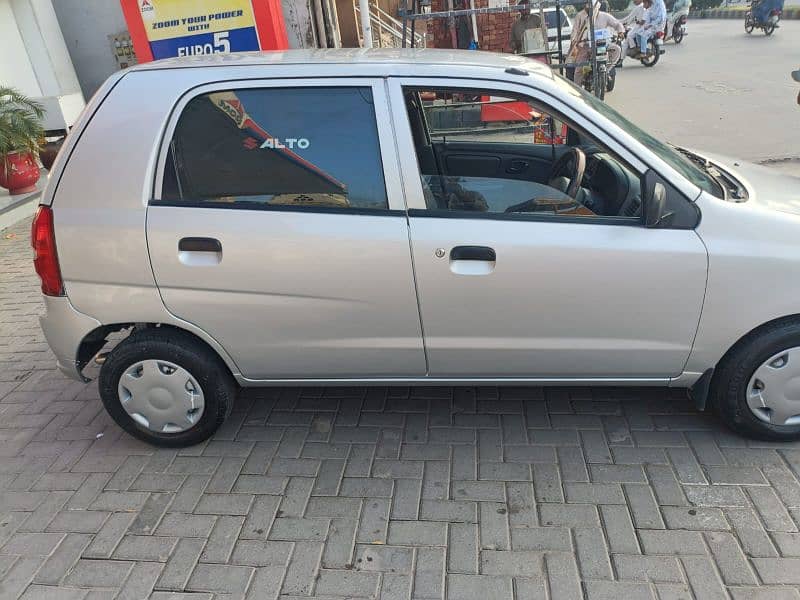 Suzuki Alto 2011 7