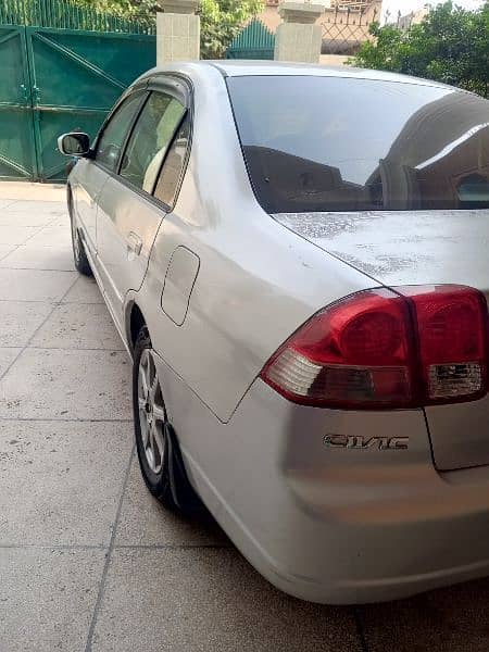 Honda Civic EXi 2005 5