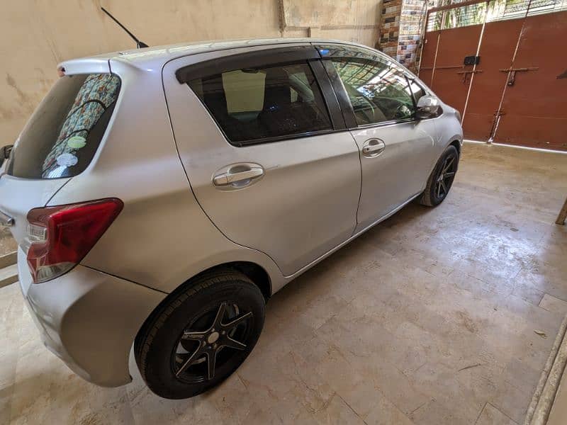 Toyota Vitz 2015 7