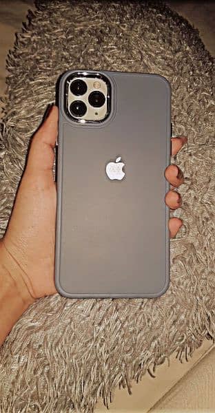 iphone 11 pro max 256gb non pta 3