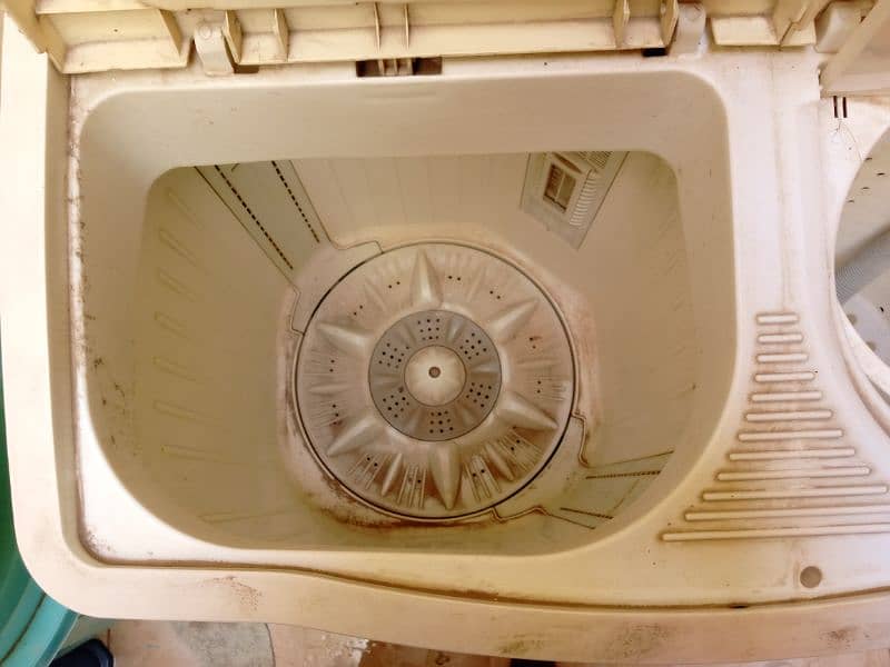 Kenwood Washing machine 2