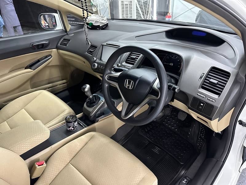 Honda Civic VTi 2012 4