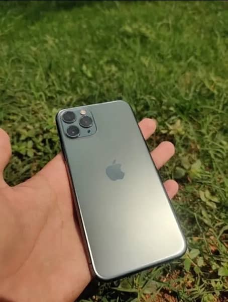 IPhone 11 pro LLA model factory unlock 0