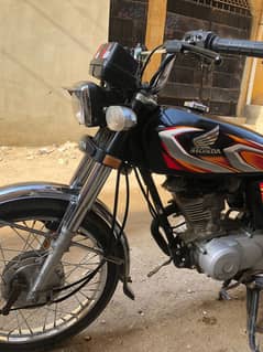 Honda CG 125 2022 06 month Karachi nmbr