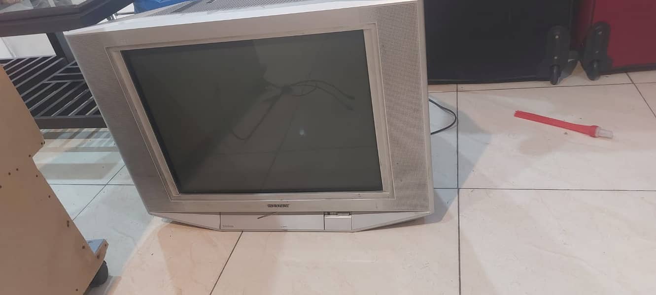 sony 32 Inch TV 1