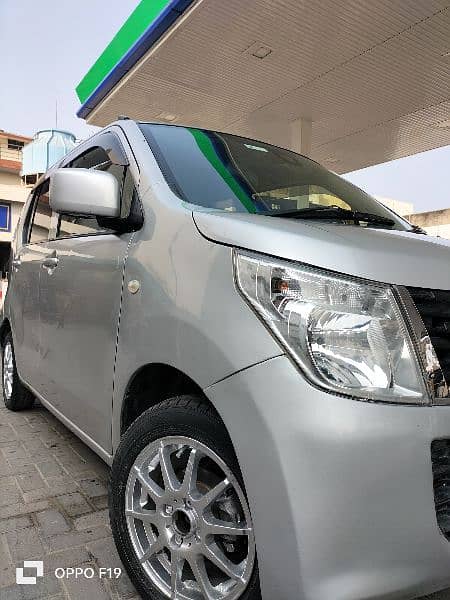 Suzuki Wagon R 2015 3