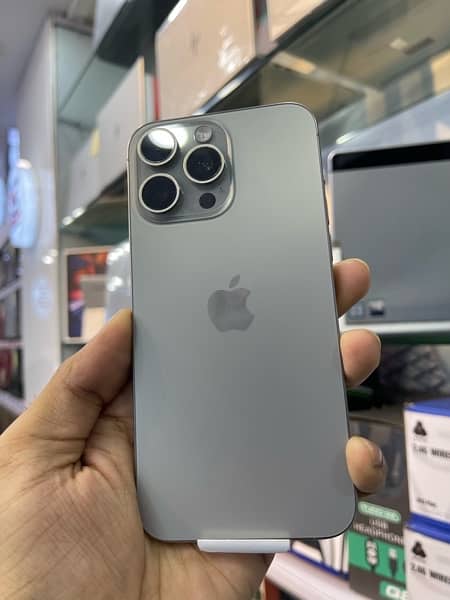 iphone 15 Pro MAX 256GB HK 2