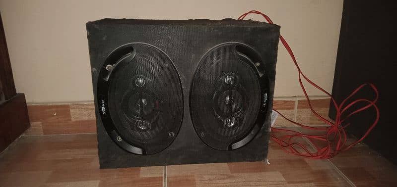 Kenwood speakers in good condition great sound 0