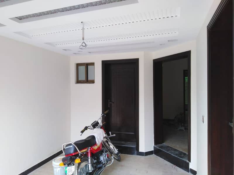 5 MARLA HOUSE FOR RENT IN SECTOR D BAHRIA TOWN LAHORE 6