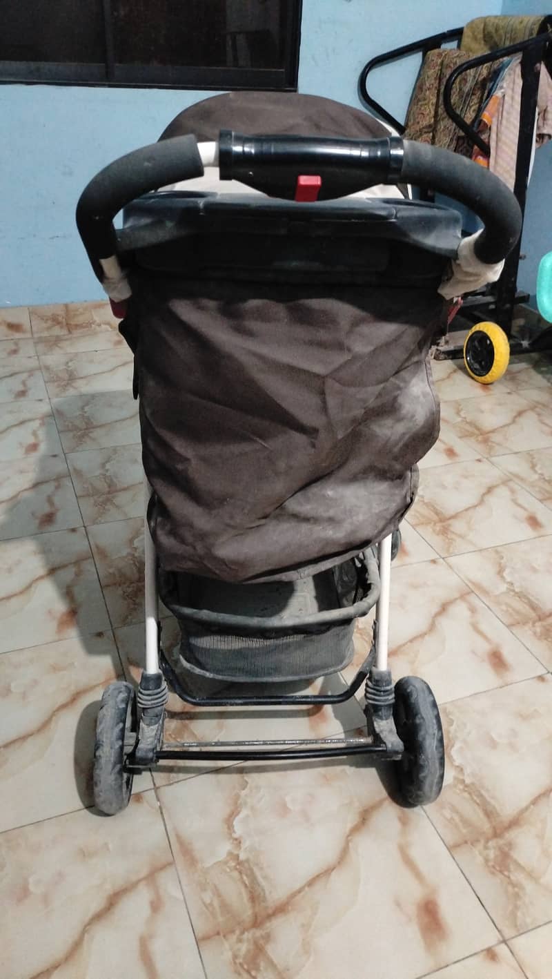 Pram stroller good condition 3