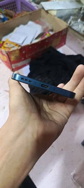 oppo reno 11f 4