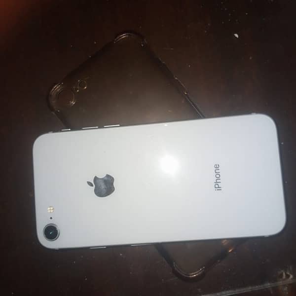 iPhone 8 10/10 non pta ( exchange possible ) 2