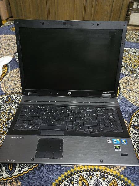 hp laptop 8740w 1