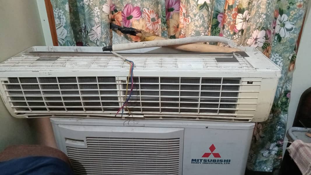 Non inverter AC 2 ton for sale  (Brand Mitsubishi) 1