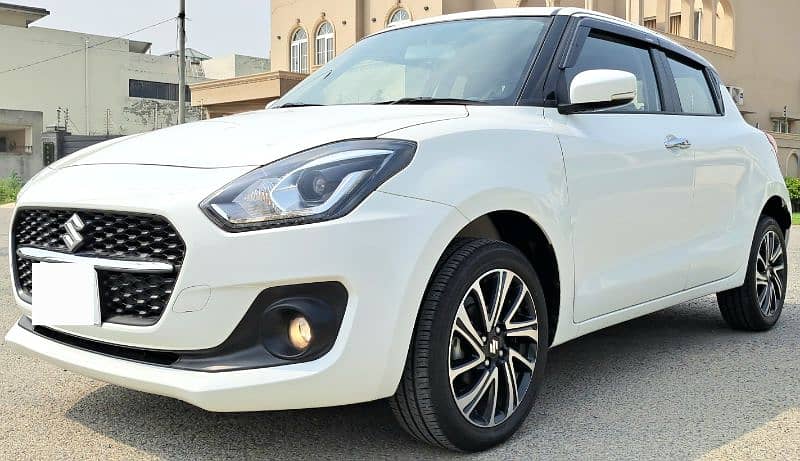 Suzuki Swift 2024 glx vvti 3